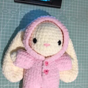 Amigurumi conejo de orejas largas: imagen 2
